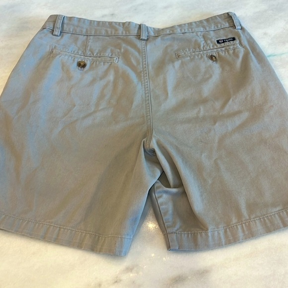 Chaps Men's Khaki Shorts Waist 34 inches flat front and 8 inch inseam - Picture 4 of 6